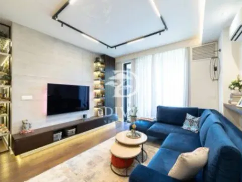 Sale, three bedroom apartment, 90m², Beograd Na Vodi, Beograd