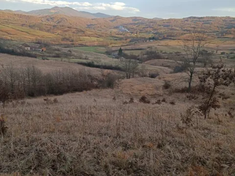 Prodaja, kuća, 360m², Ugrinovci, Gornji Milanovac - image 2