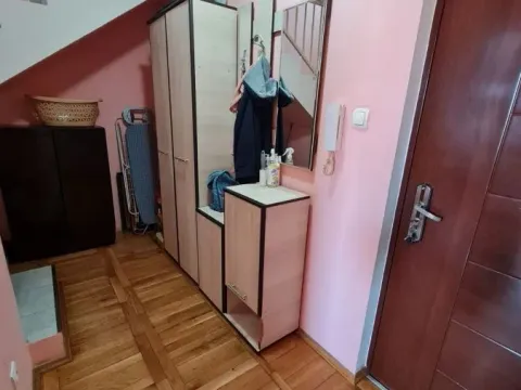 Prodaja, trosoban stan, 69m², Petrovaradin, Novi Sad - image 3