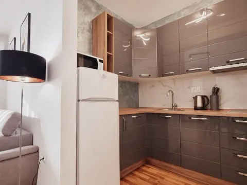 Sale, two bedroom apartment, 48m², Bečići, Budva - image 14