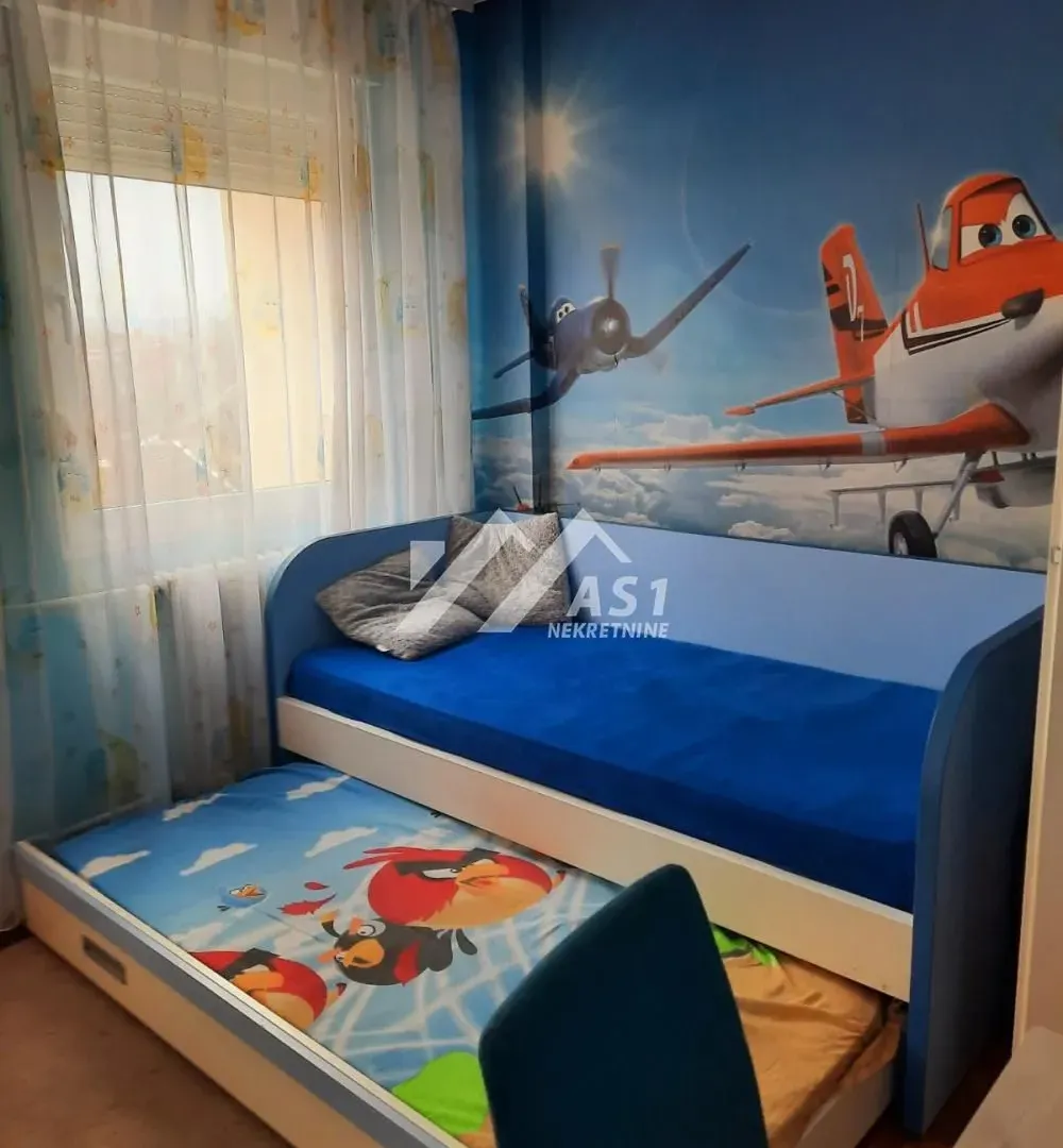 Izdavanje, dvosoban stan, 63m², Sajam, Novi Sad Sve Podlokacije