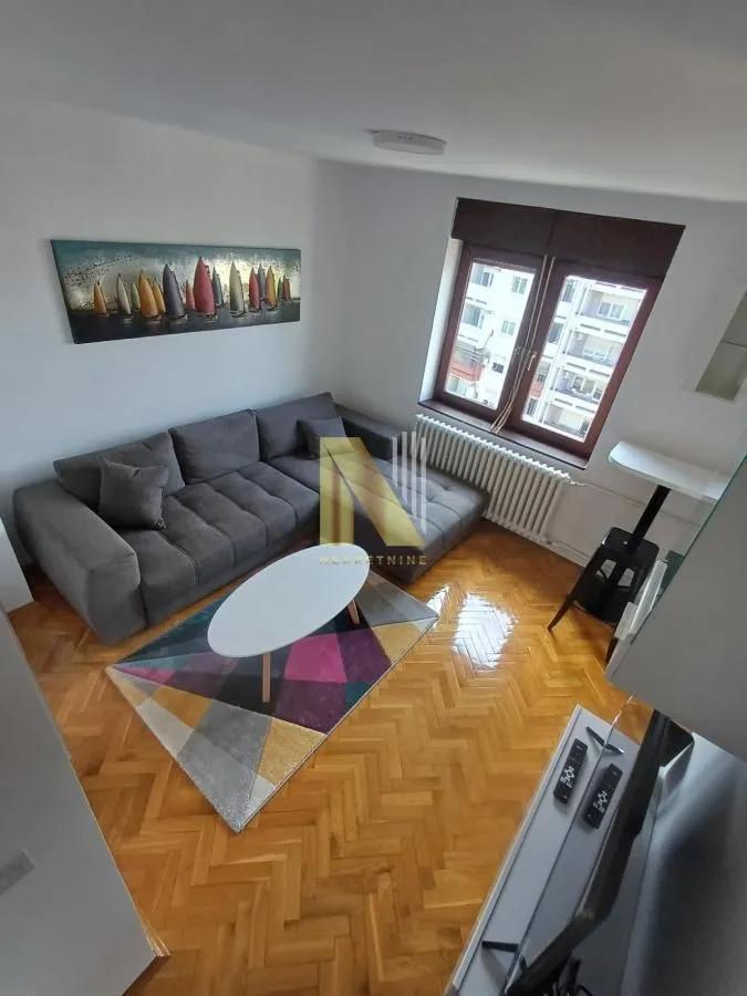 Izdavanje, jednosoban stan, 43m², Grbavica, Novi Sad Sve Podlokacije