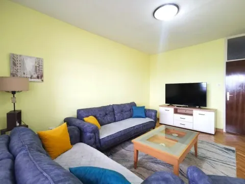 Izdavanje, stan, 66m², Pobrežje, Podgorica - image 3