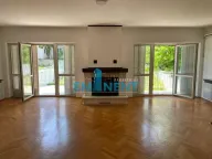 Izdavanje, kuća, 600m², Voždovačka Crkva, Voždovac Sve Podlokacije - image 1