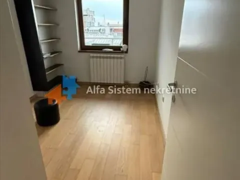 Izdavanje, trosoban stan, 73m², Vračar Sve Podlokacije, Beograd - image 15