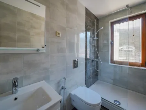 Prodaja, dvosoban stan, 96m², Bečići, Budva - image 13