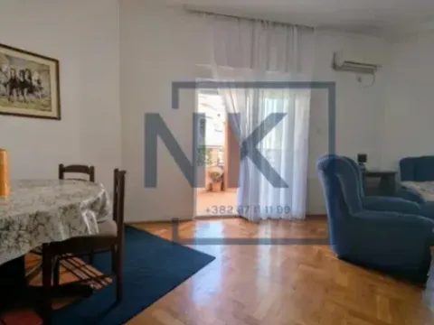 Izdavanje, dvosoban stan, 70m², 1 maj, Podgorica - image 6