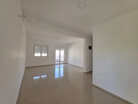 Sale, house, 201m², Ulcinj, Crna Gora - image 25