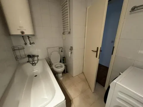 Izdavanje, trosoban stan, 70m², Novi Beograd Sve Podlokacije, Beograd - image 10