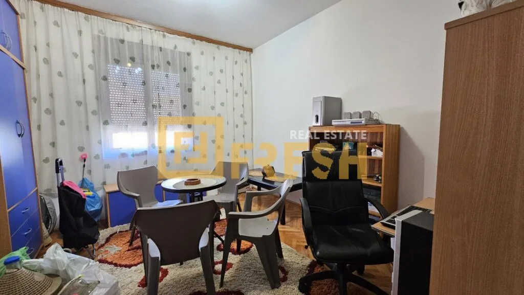 Sale, house, 115m², Stari Aerodrom, Podgorica