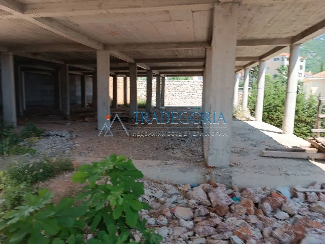Prodaja, kuća, 1000m², Pržno, Budva