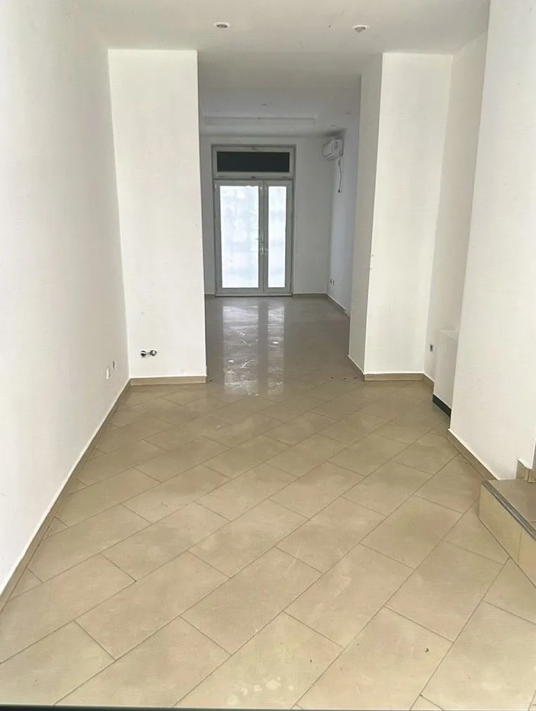 Rent, office space, 80m², Stari Aerodrom, Podgorica