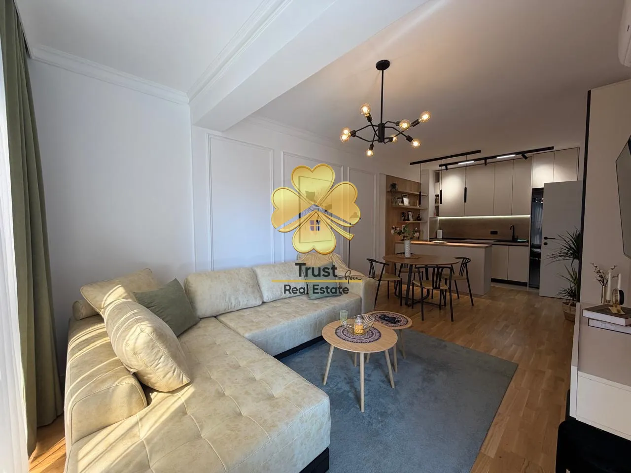 Izdavanje, dvosoban stan, 65m², Stari Aerodrom, Podgorica