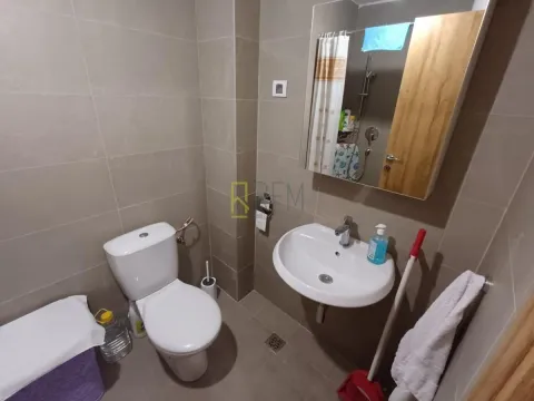 Prodaja, jednosoban stan, 43m², Stari Aerodrom, Podgorica - image 10