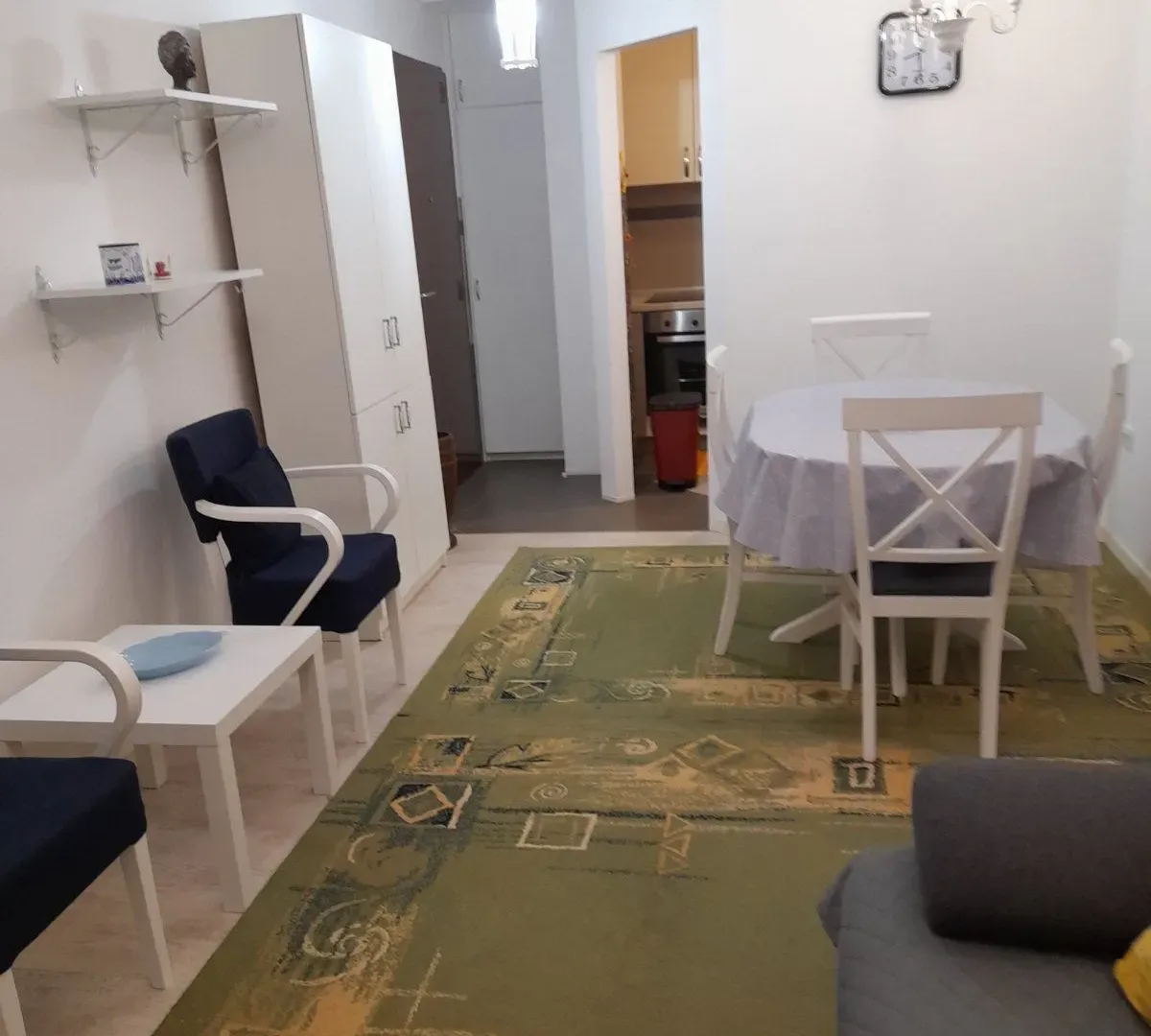 Izdavanje, dvosoban stan, 51m², Kalimanj, Tivat