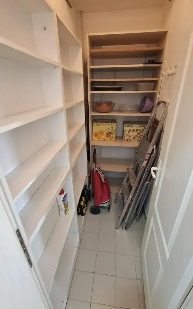 Prodaja, četvorosoban stan, 100m², Centar, Novi Sad