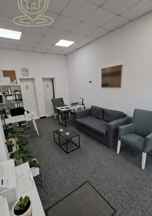 Izdavanje, poslovni prostor, 25m², Adamovićevo Naselje, Novi Sad Sve Podlokacije