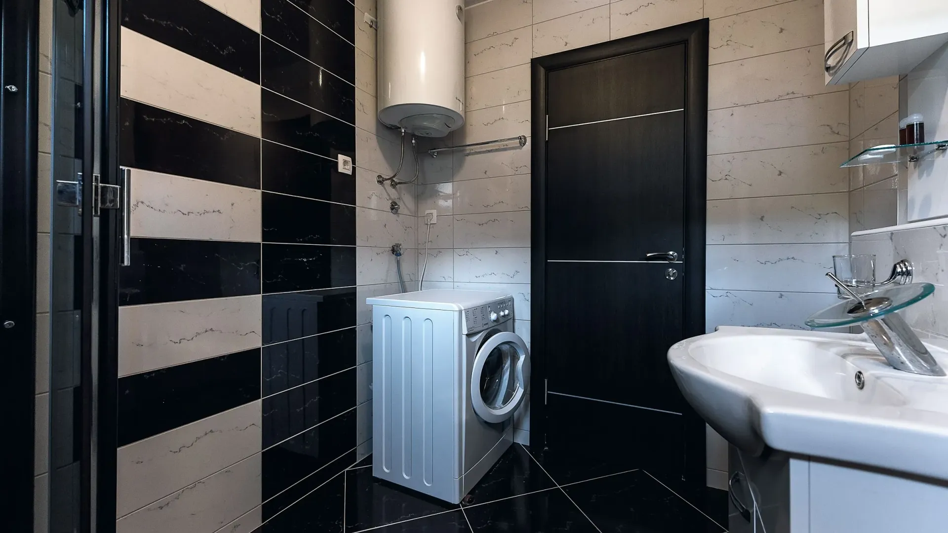 Daily-rent, two bedroom apartment, 51m², Budva, Crna Gora