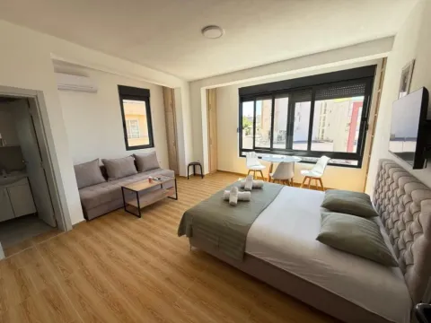 Prodaja, garsonjera, 29m2, Utjeha, Bar