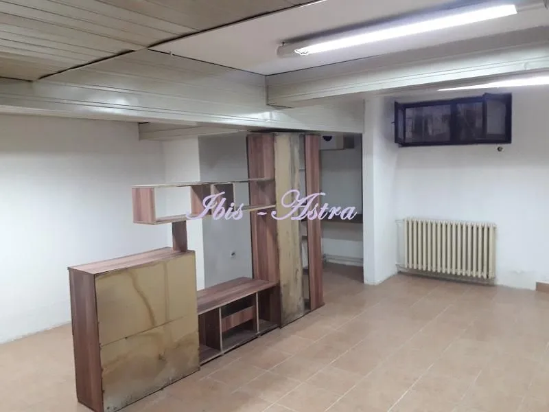 Rent, office space, 88m², Voždovac Sve Podlokacije, Beograd