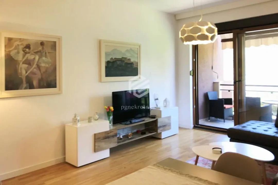 Sale, one bedroom apartment, 48m², Dobrota, Kotor