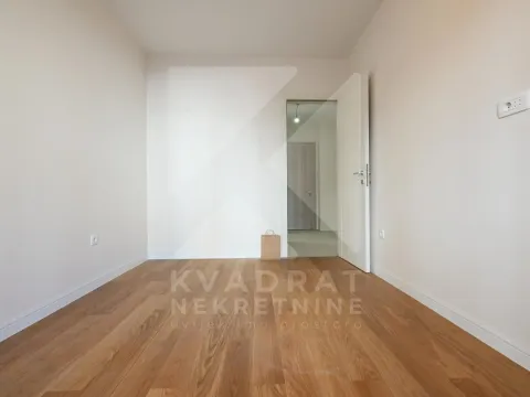 Izdavanje, jednosoban stan, 49m², Central Point, Podgorica - image 6