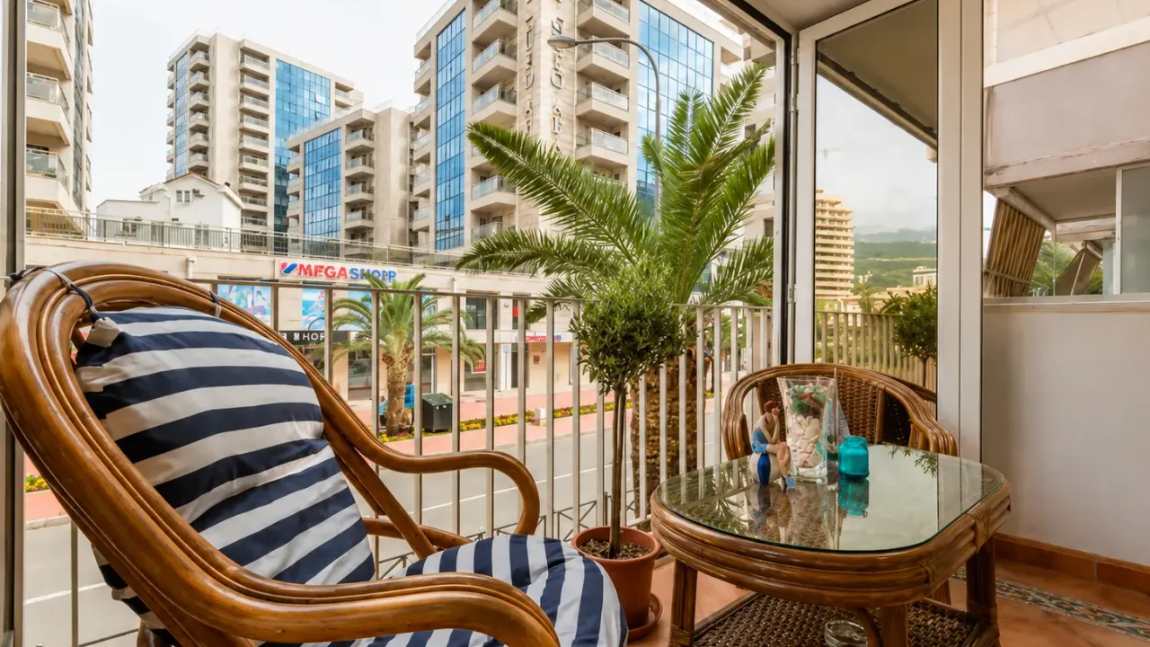 Rent, two bedroom apartment, 100m², Centar, Budva