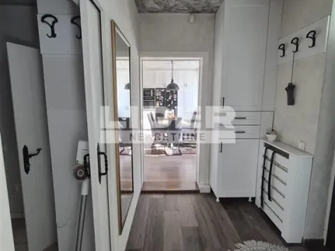 Izdavanje, četvorosoban stan, 100m², Voždovac Sve Podlokacije, Beograd - image 12