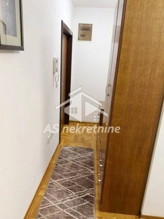 Izdavanje, dvosoban stan, 39m², Autokomanda, Voždovac Sve Podlokacije