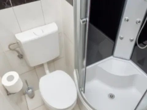 Rent, two bedroom apartment, 70m², Podgorica, Crna Gora - image 12