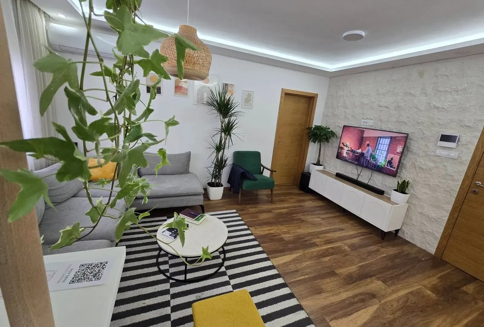 Prodaja, trosoban stan, 89m², Centar, Podgorica