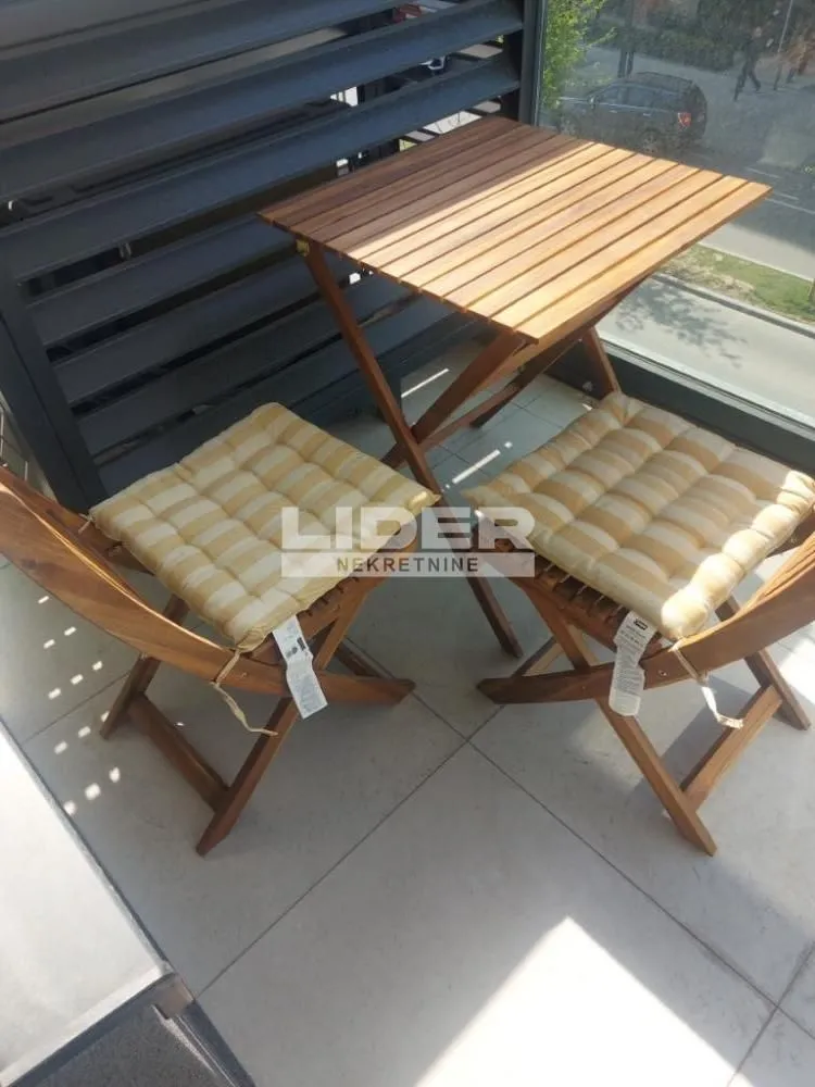 Izdavanje, dvosoban stan, 59m², Savski Venac, Beograd