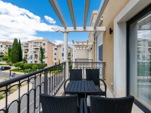 Prodaja, dvosoban stan, 84m², Luštica Bay, Tivat - image 16