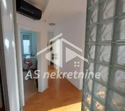 Rent, three bedroom apartment, 68m², Zvezdara Sve Podlokacije, Beograd - image 7