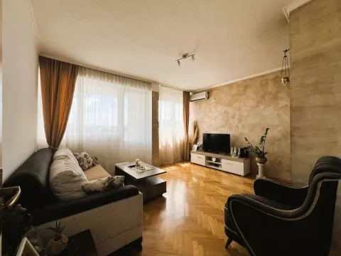Prodaja, jednosoban stan, 48m², Pejton, Podgorica - image 2