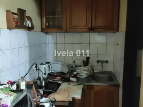 Prodaja, četvorosoban stan, 70m², Stari Grad, Beograd - image 7