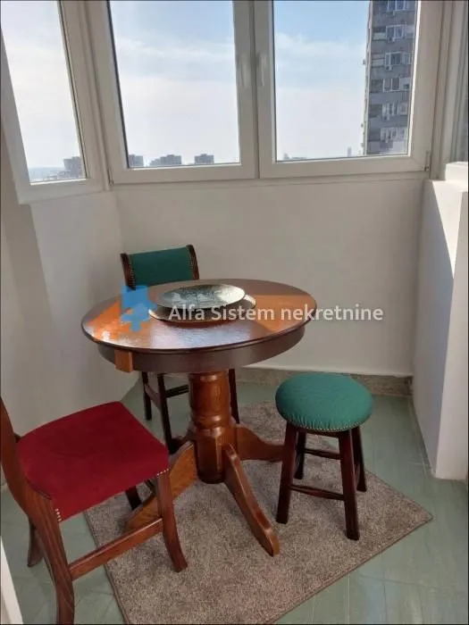 Izdavanje, dvosoban stan, 45m², Gradska Bolnica, Zvezdara Sve Podlokacije