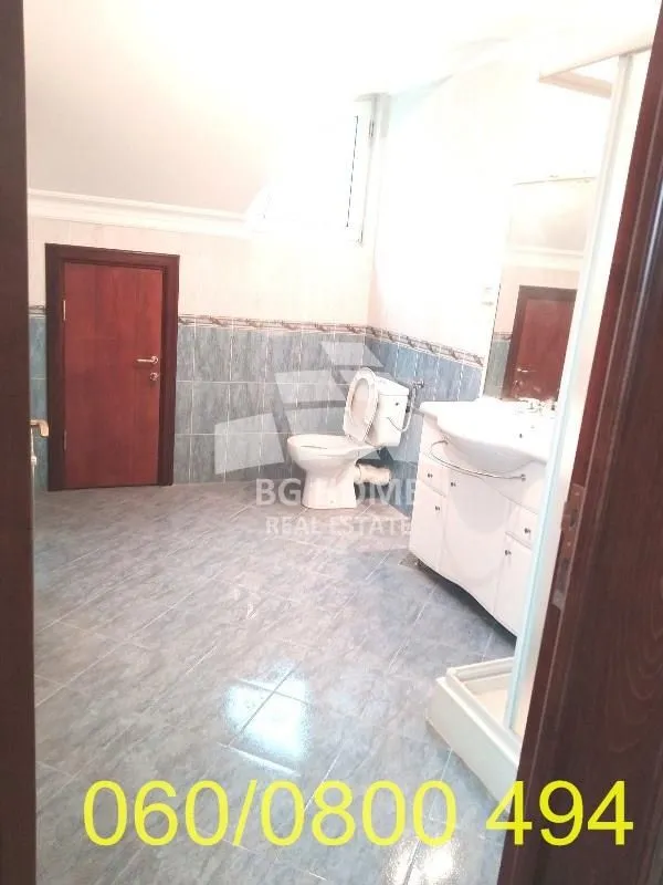 Rent, office space, 936m², Borča 1, Borča Sve Podlokacije