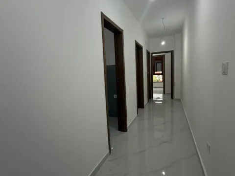 Sale, two bedroom apartment, 72m², Šušanj, Bar - image 12
