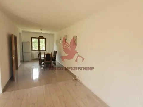 Prodaja, kuća, 200m², Mladenovac, Beograd - image 11