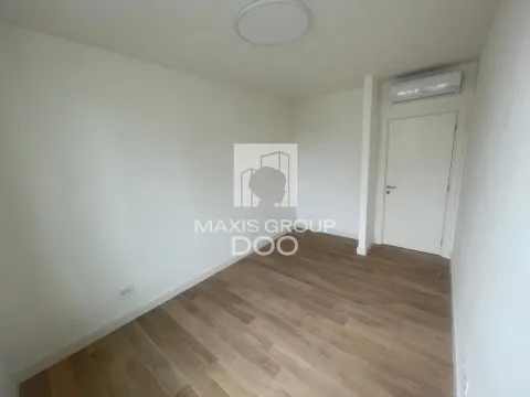 Izdavanje, četvorosoban stan, 121m², Savski Venac, Beograd - image 5