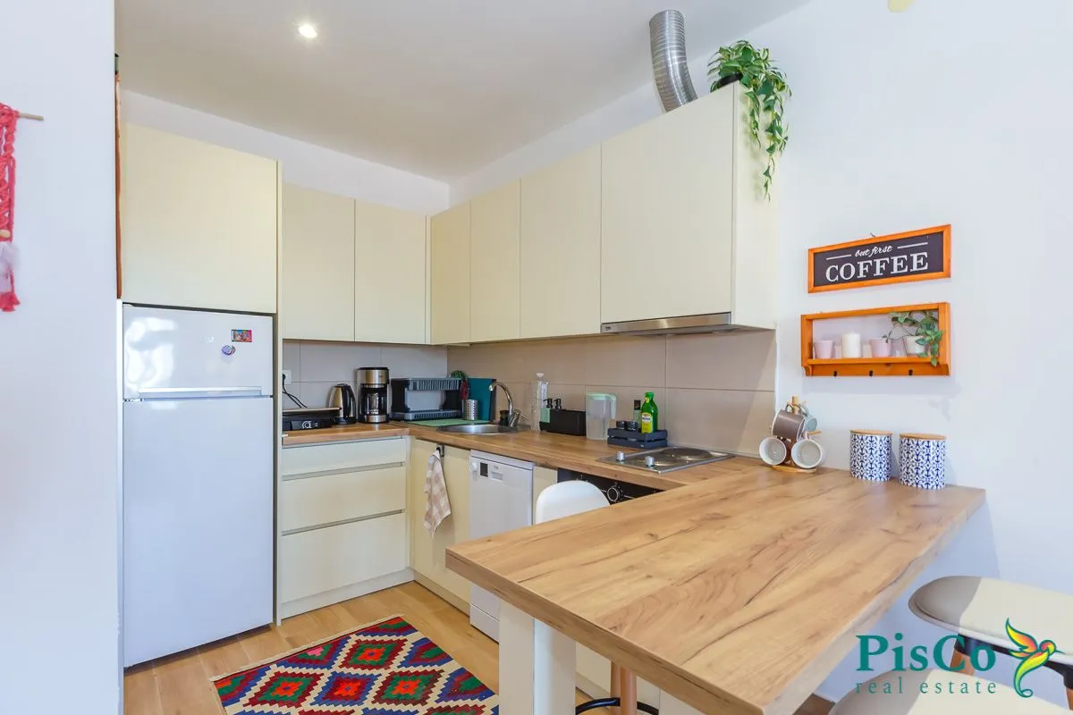 Prodaja, jednosoban stan, 57m², Tivat, Crna Gora