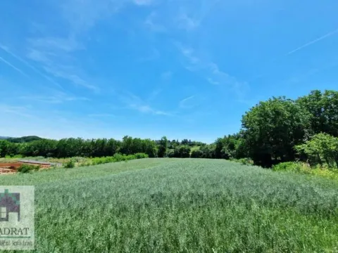 Zemljište in Jasenak