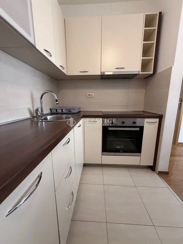 Rent, one bedroom apartment, 55m², Blok 6, Podgorica