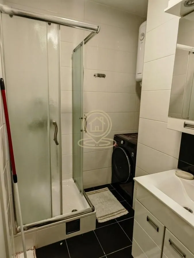 Izdavanje, dvosoban stan, 42m², Nova Detelinara, Novi Sad Sve Podlokacije