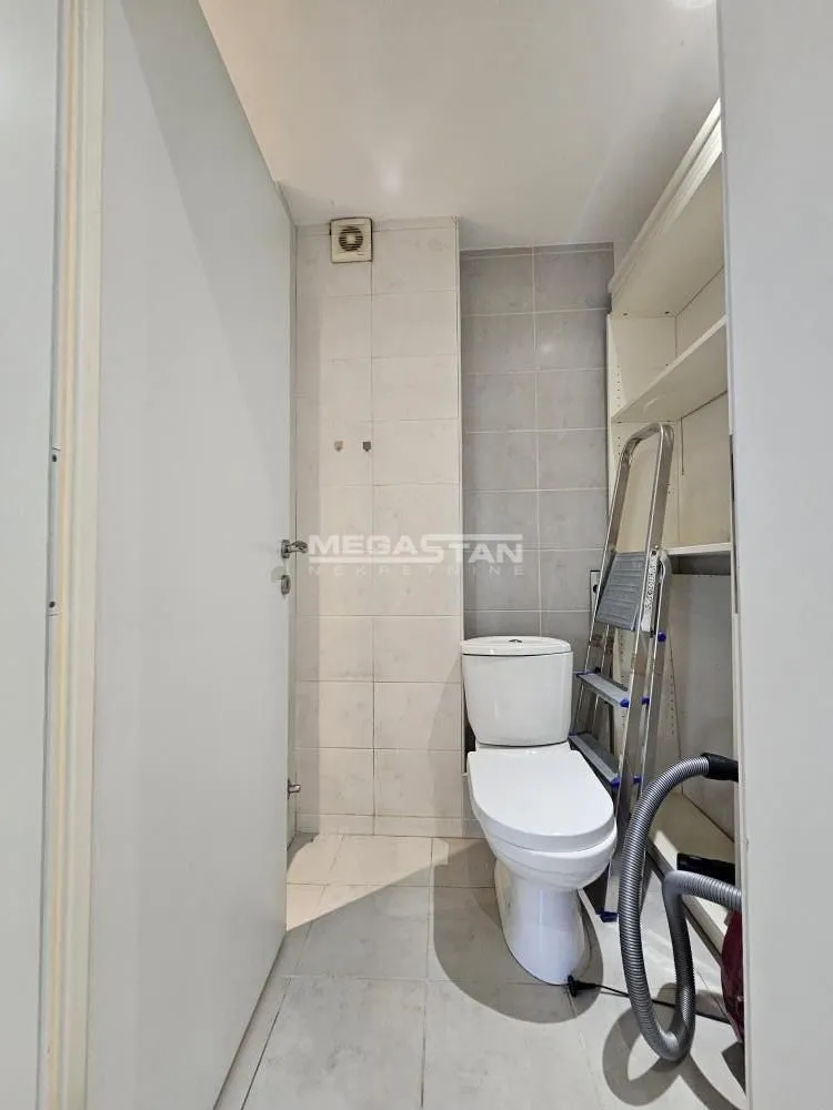 Prodaja, trosoban stan, 81m², Lekino Brdo, Voždovac Sve Podlokacije