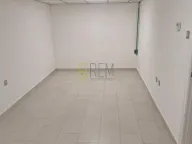 Izdavanje, poslovni prostor, 220m², Drpe Mandića, Podgorica - image 14