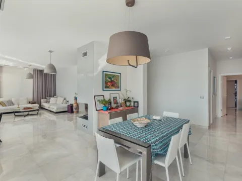 Sale, apartment, 337m², Rijeka Reževići, Budva - image 9