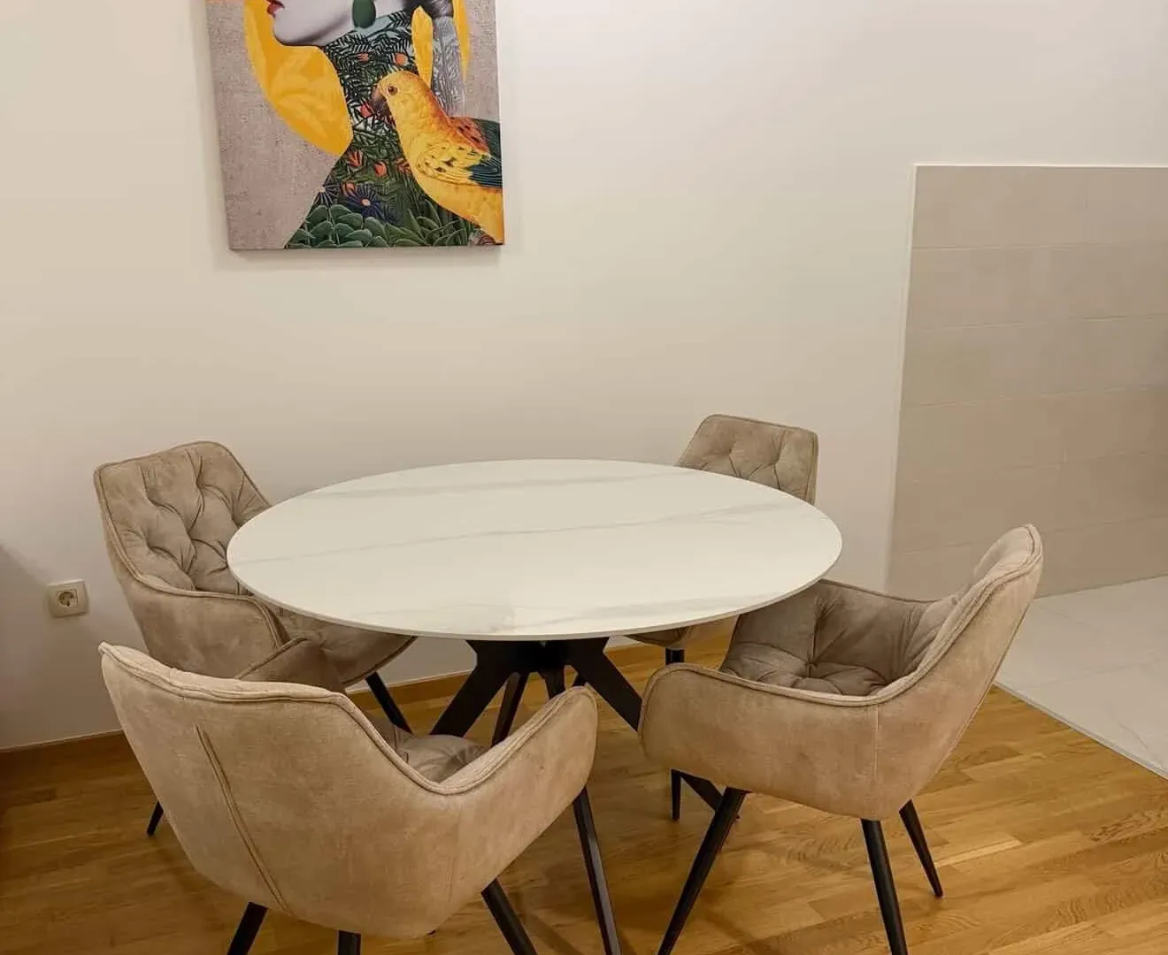 Izdavanje, jednosoban stan, 46m², City Kej, Podgorica
