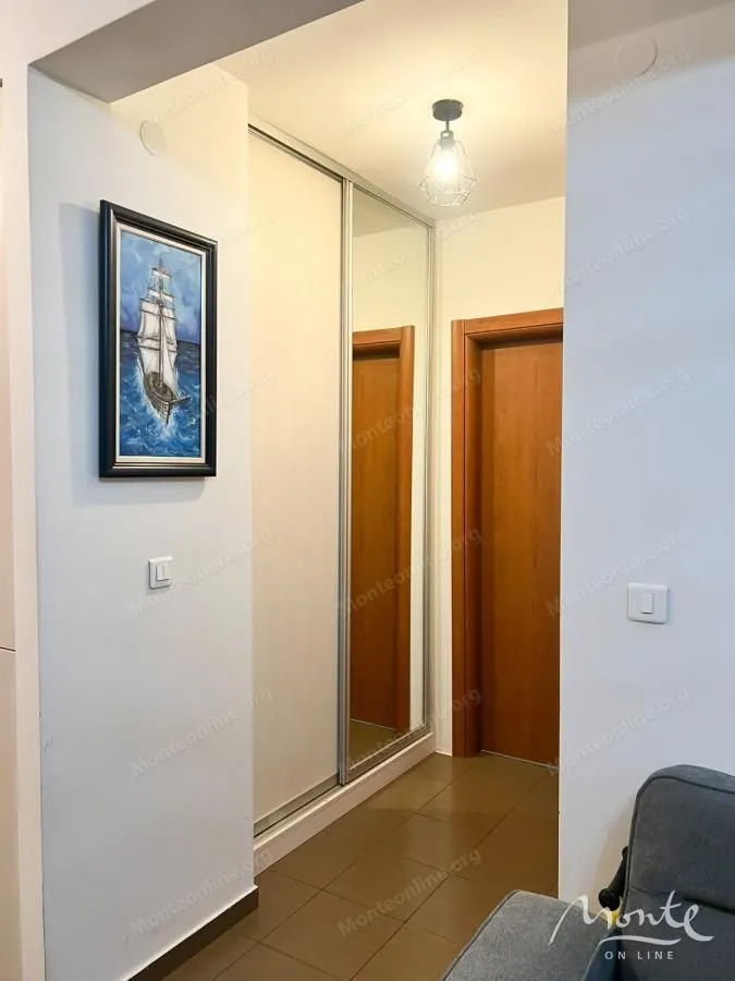 Prodaja, jednosoban stan, 58m², Central Point, Podgorica